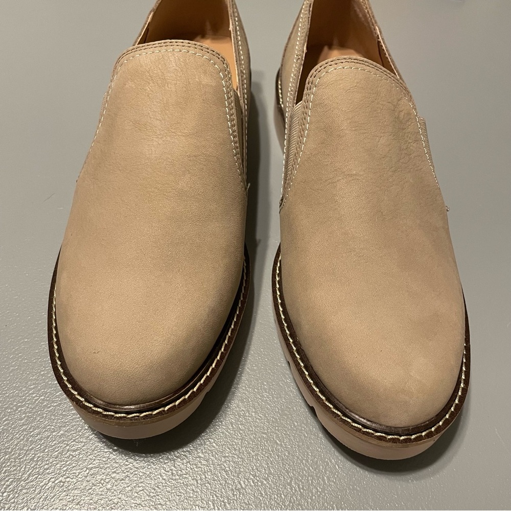 Blondo Phoebe Waterproof Slip-Ons - Picture 5 of 8